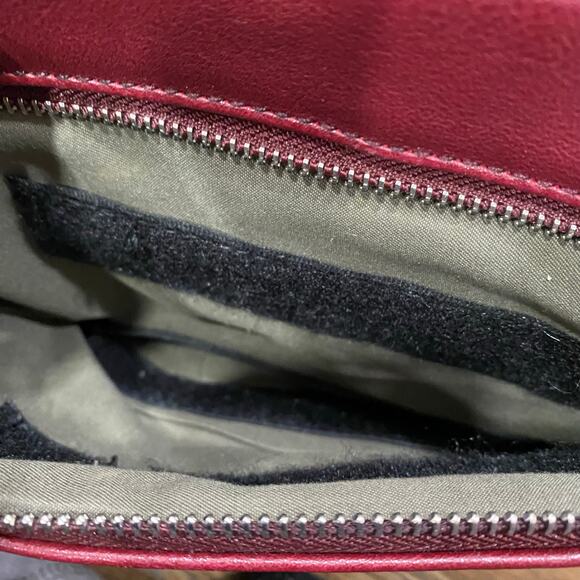 Damsel In Defense Concealed Carry Purse Cranberry Janie’s Gotta Crossbody Bag - Picture 8 of 16